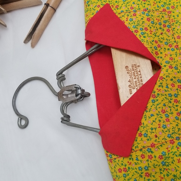 Vintage Clothespin Dress Bag w/ Wooden Clothespins - Picture 4 of 13